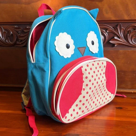 Skip Hop Owl Mini Backpack for 1-4 year old. - Picture 9 of 9